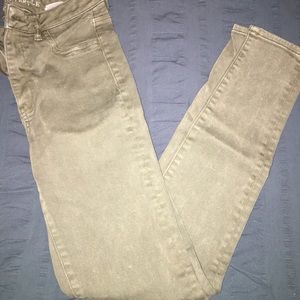 American Eagle Olive Acid/Mineral Wash Jegging